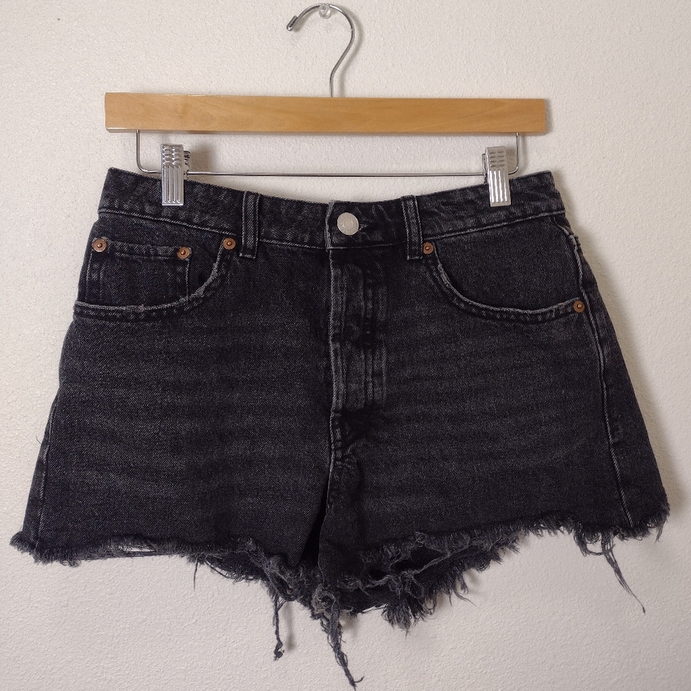 Zara Washed Black Denim High Rise Button Fly Cut Off Jean Shorts Size 6